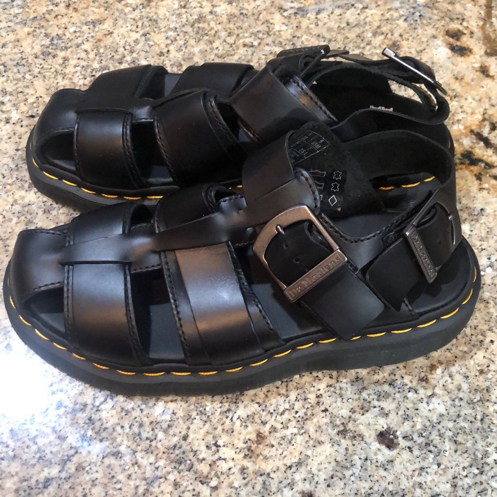 Dr. Marten Kassion sandals size 7W/6M NWOT